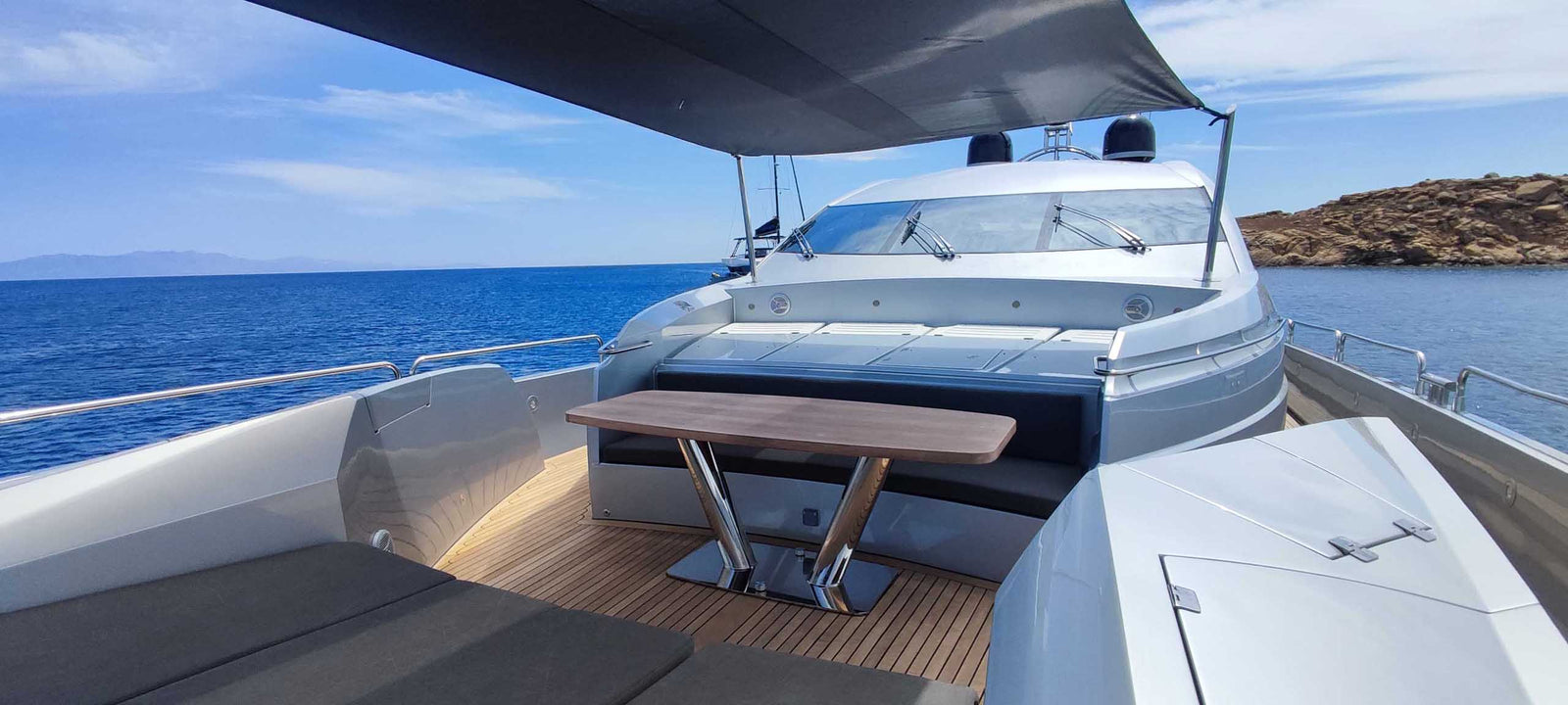 ΤΡΑΠΕΖΙΑ -ΒΑΣΕΙΣ- ΚΑΡΕΚΛΕΣ