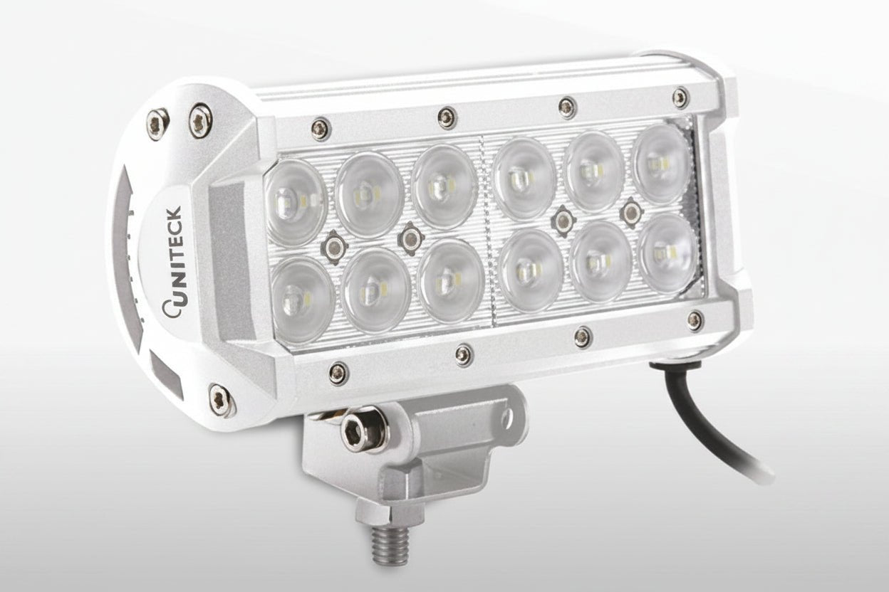 ΠΡΟΒΟΛΕΑΣ LED ΜΕ ΒΑΣΗ 36W 12/24V ΛΕΥΚΟΣ - για σκάφη αναψυχής - Ναυτιλιακός εξοπλισμός -Stefanou Marine